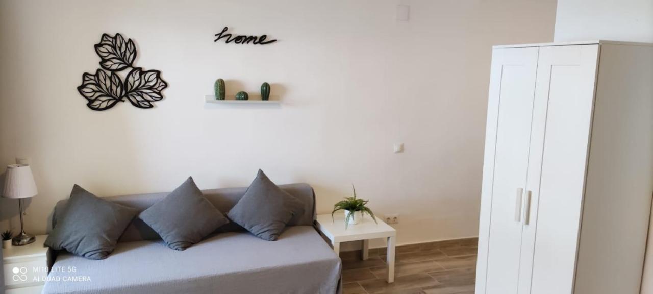 Estudio En Benalbeach, Vistas Mar, Primera Linea Playa Benalmádena Exterior foto